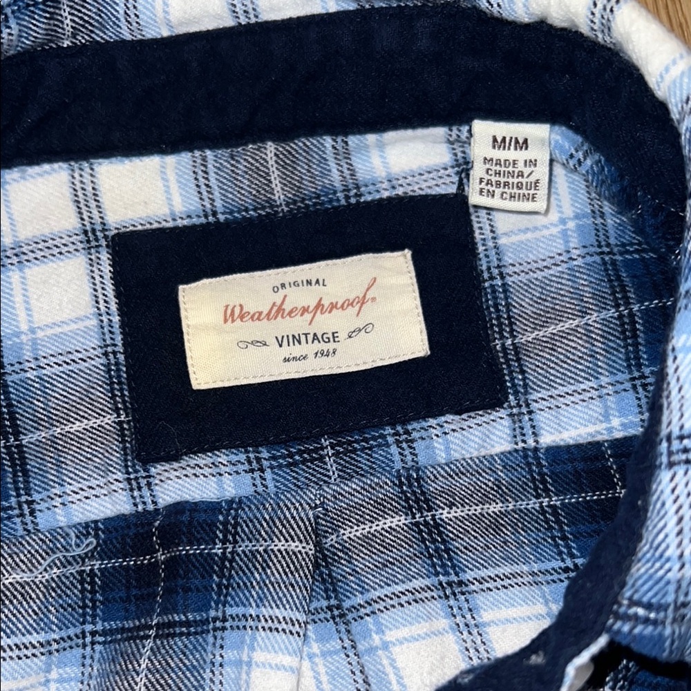 EUC (Like New) - David Peyser Sportswear Blue and White Button Down Shirt - Picture 2 of 10